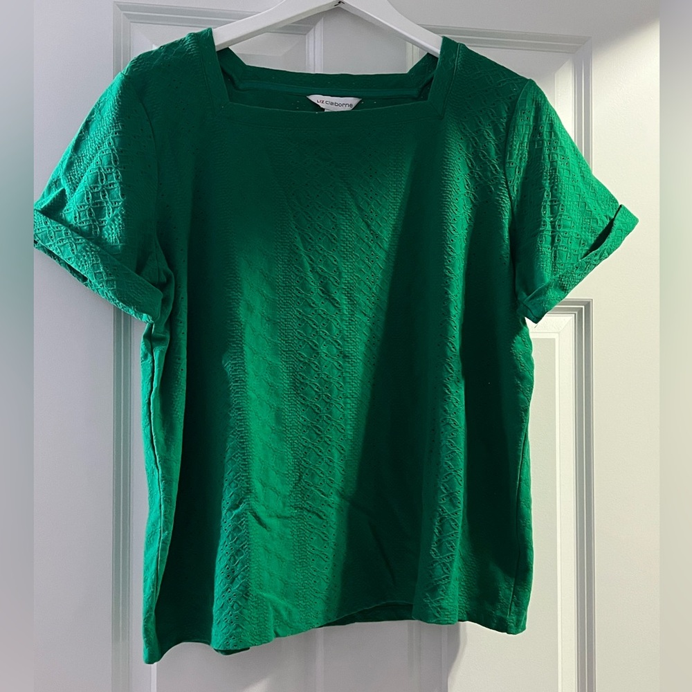 Lightly Worn! Women’s XL Liz Claiborne Green‎ Cuffed Sleeve Boxy T-Shirt
